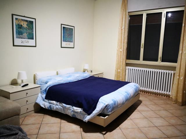 rent Ronco 2 bed apartment 8